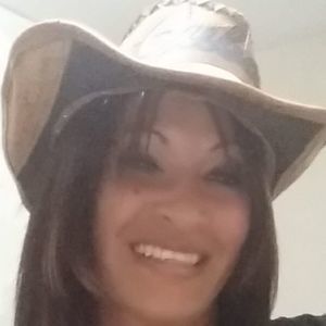 Meet your Posher, Dunia